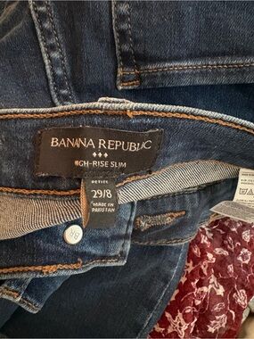 Banana Republic High-Rise Slim Jeans in Dark Indigo with Contrast Stitching